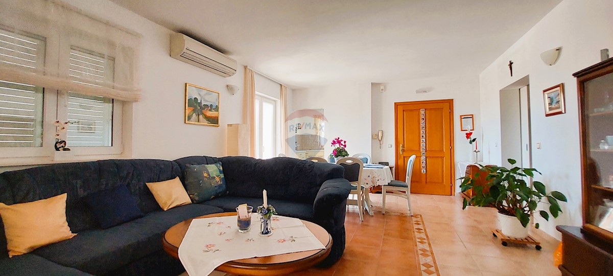 Apartmán Na prodej - ŠIBENSKO-KNINSKA ROGOZNICA