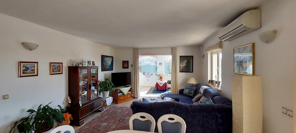 Apartmán Na prodej - ŠIBENSKO-KNINSKA ROGOZNICA