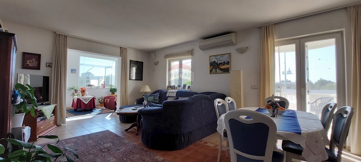 Apartmán Na prodej - ŠIBENSKO-KNINSKA ROGOZNICA