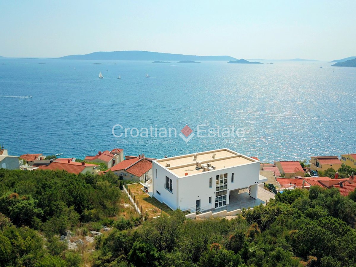 Kuća Na prodaju - SPLITSKO-DALMATINSKA ČIOVO