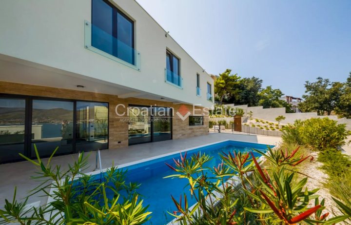 Casa in vendita 362 m² – Čiovo