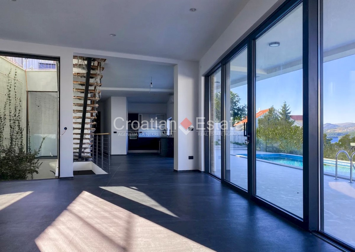 Haus Zu verkaufen - SPLITSKO-DALMATINSKA ČIOVO
