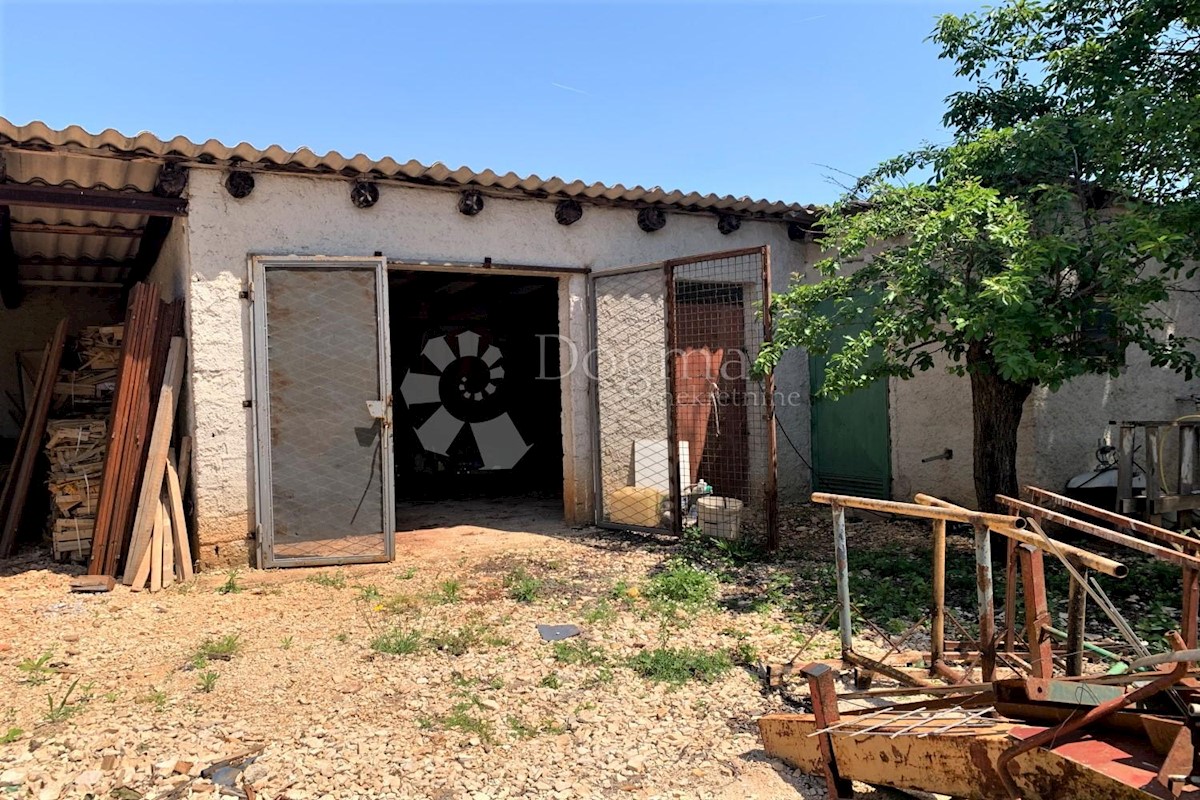 Haus Zu verkaufen - ISTARSKA KANFANAR