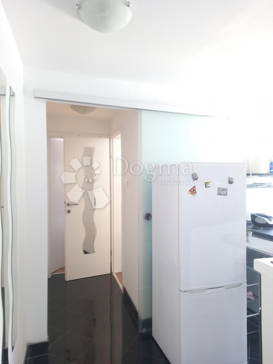 Apartment Zu verkaufen - PRIMORSKO-GORANSKA LOVRAN