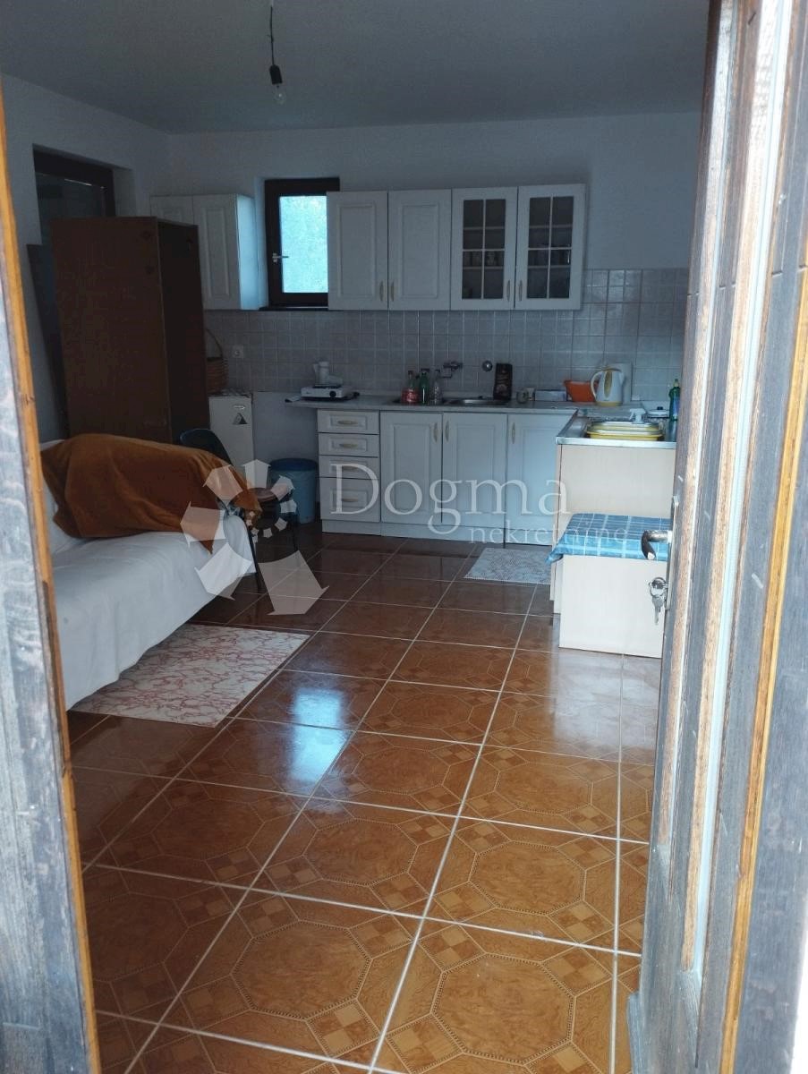 Maison À vendre - SISAČKO-MOSLAVAČKA DVOR