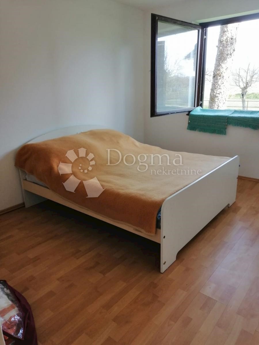 Maison À vendre - SISAČKO-MOSLAVAČKA DVOR