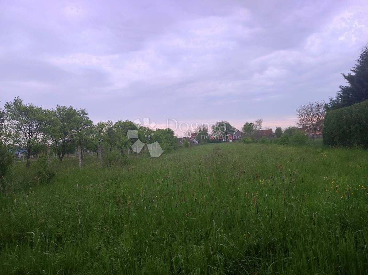 Land For sale - ZAGREBAČKA VELIKA GORICA