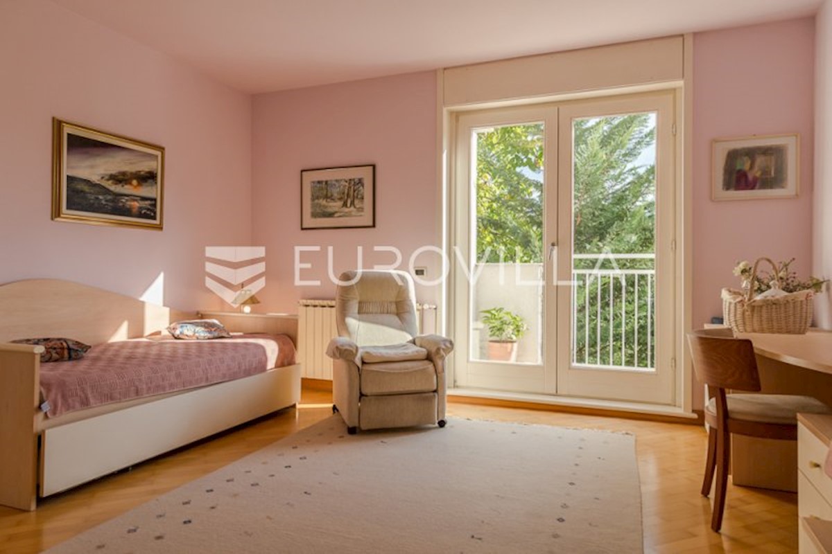 Appartement À louer - GRAD ZAGREB ZAGREB