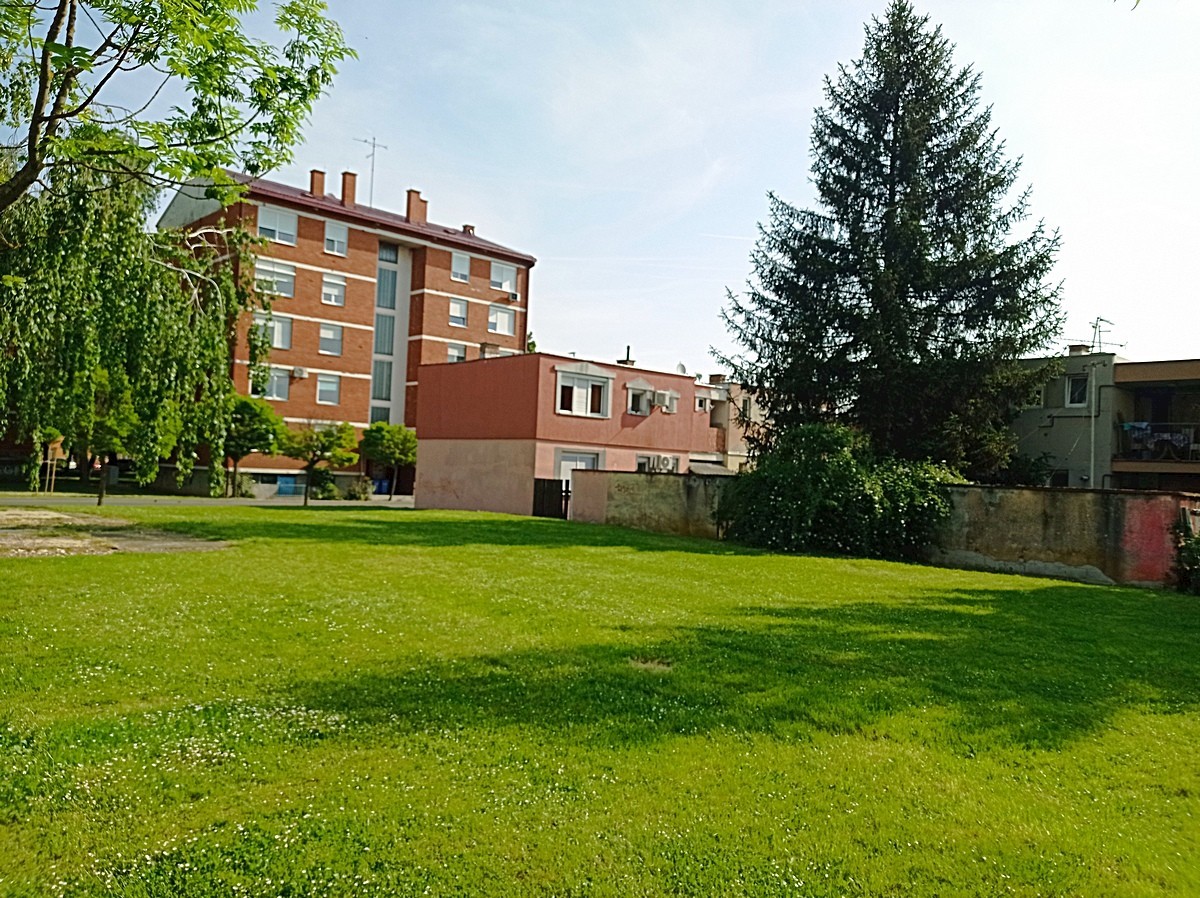 Flat For sale - OSJEČKO-BARANJSKA OSIJEK