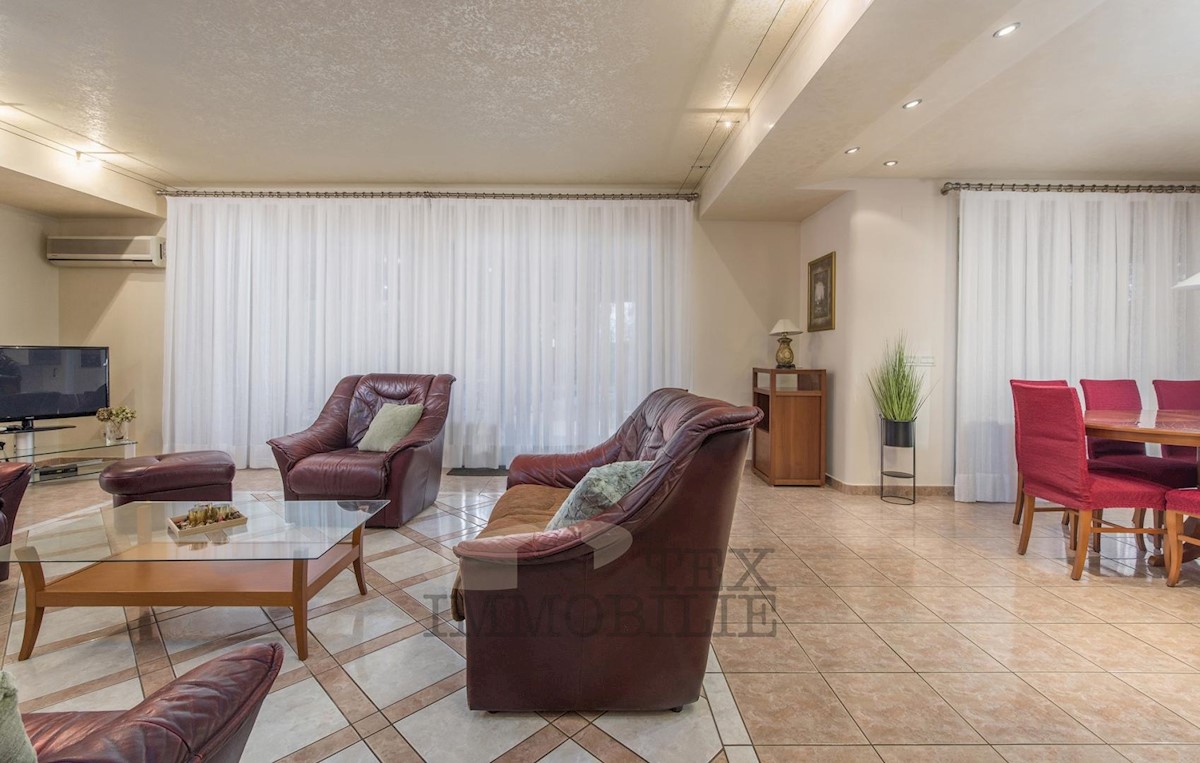 Casa In vendita - ISTARSKA POREČ