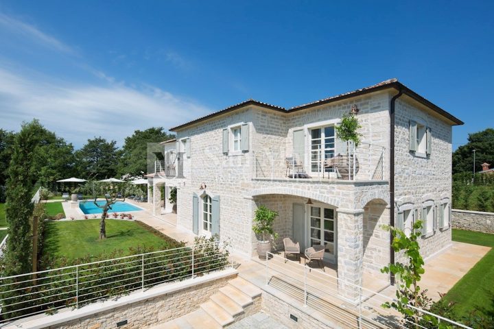 Kuća na prodaju 359 m² – Poreč