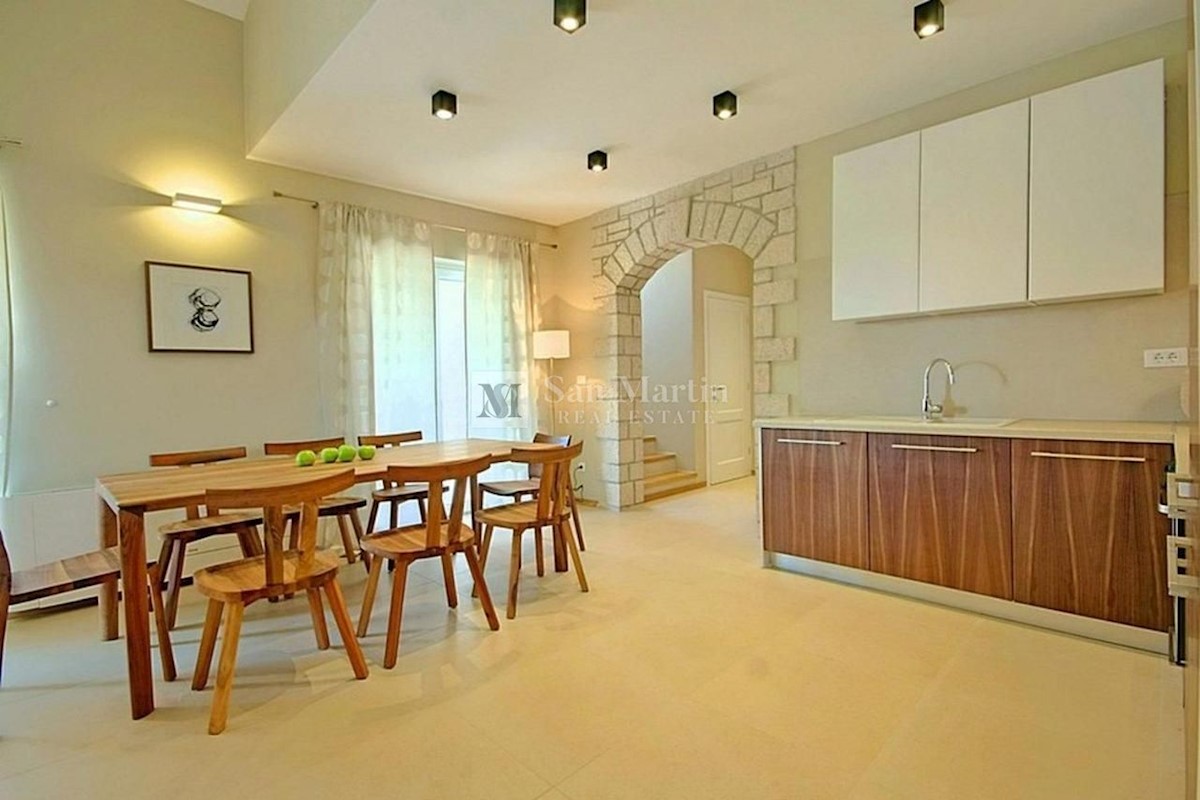 Casa In vendita - ISTARSKA POREČ