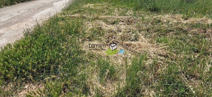 Grundstück zu verkaufen 687 m² – Medulin