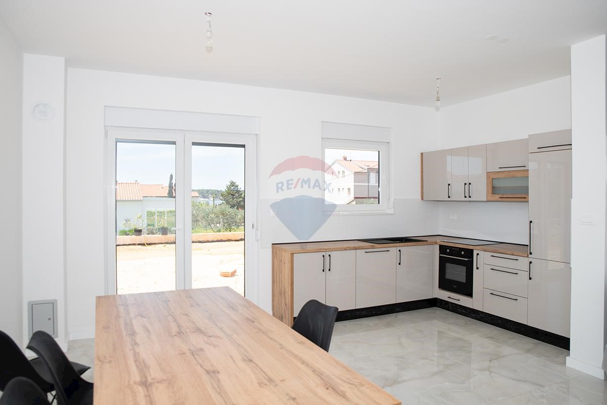 Flat For sale - PRIMORSKO-GORANSKA RAB