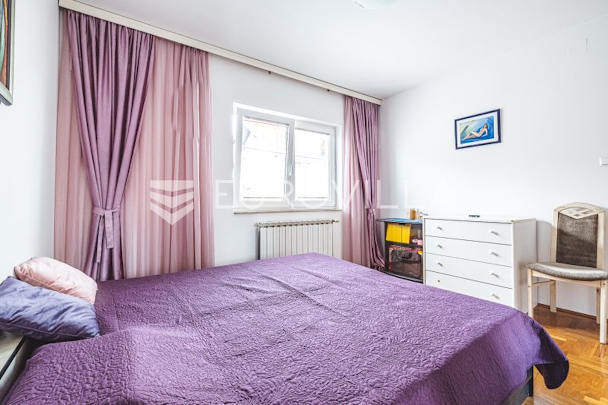 Maison À vendre - GRAD ZAGREB ZAGREB