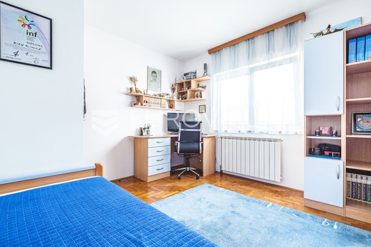 Maison À vendre - GRAD ZAGREB ZAGREB