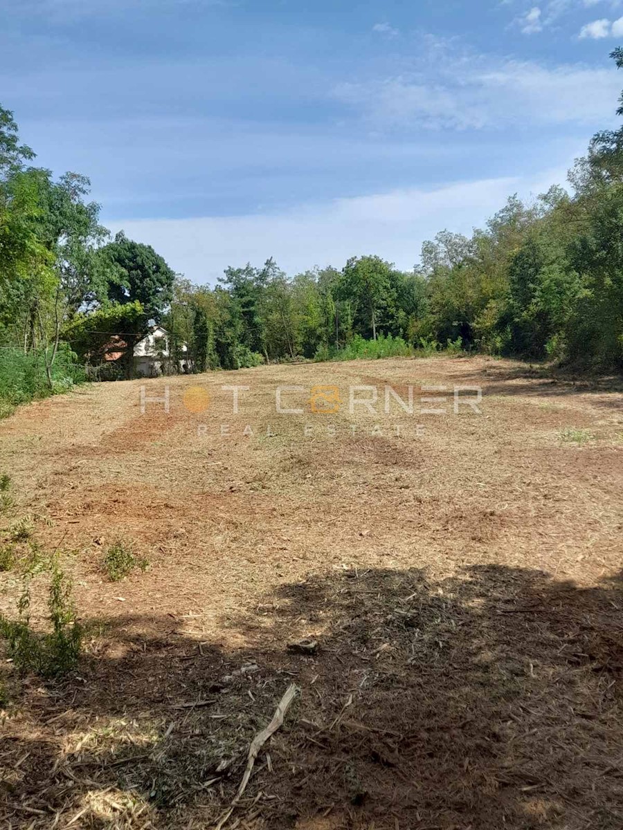 Land For sale - ISTARSKA SVETA NEDELJA