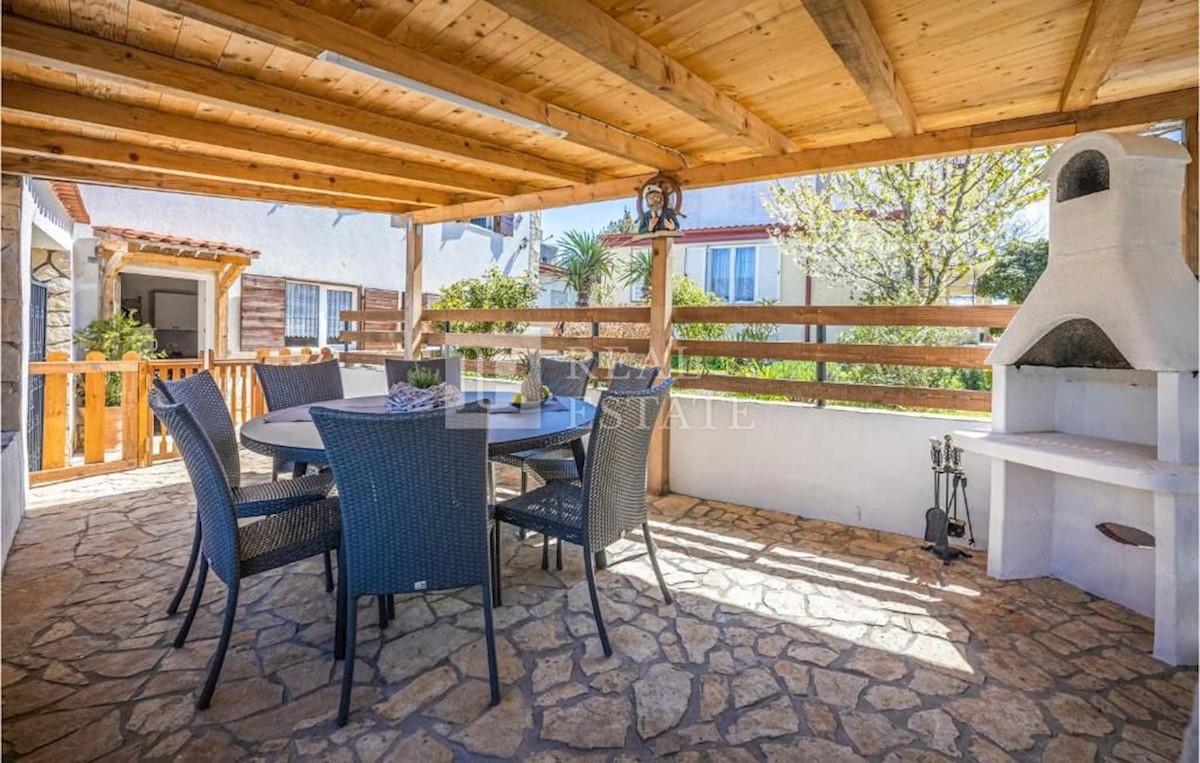 House For sale - PRIMORSKO-GORANSKA NOVI VINODOLSKI