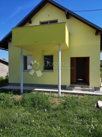Dom Na sprzedaż PLAŠKI