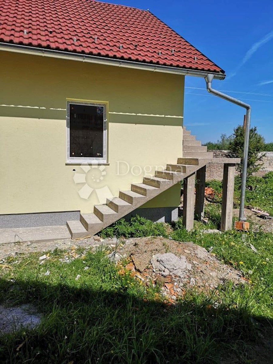 Dom Na sprzedaż - Karlovačka Plaški - foto 3/7