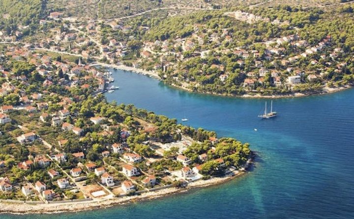 Pozemek na prodej 55000 m² – Splitska