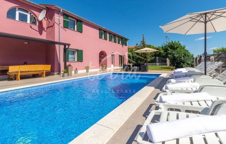 Casa in vendita 243 m² – Labin