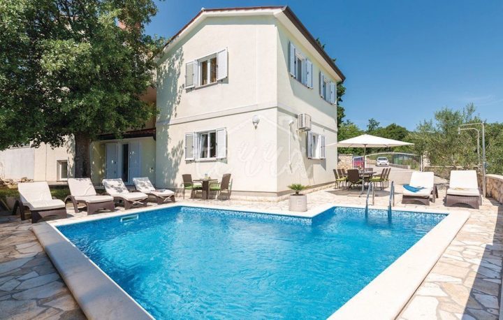 Dům na prodej 199 m² – Drenje