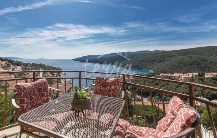 Dům na prodej 493 m² – Rabac