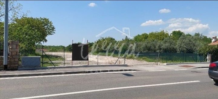 Działka Na sprzedaż - Istarska Marčana - foto 2/2