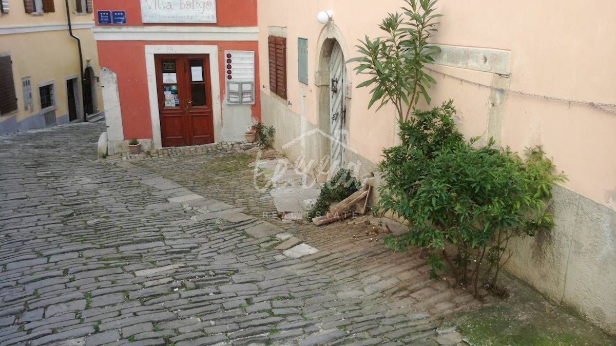 Haus Zu verkaufen - ISTARSKA MOTOVUN
