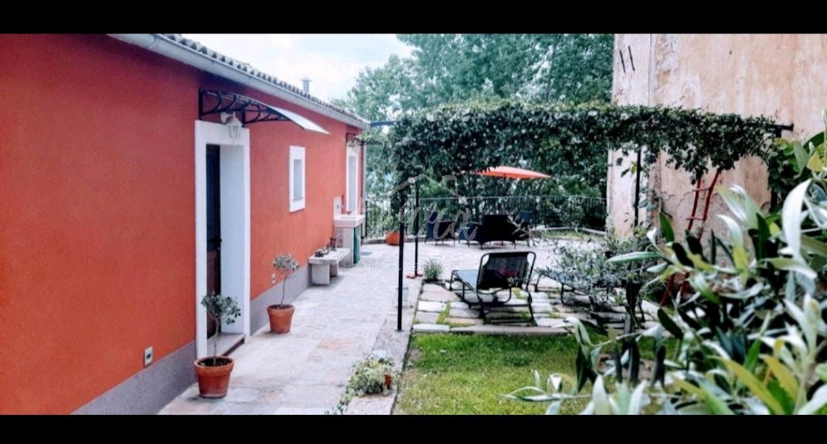 Kuća Na prodaju MOTOVUN
