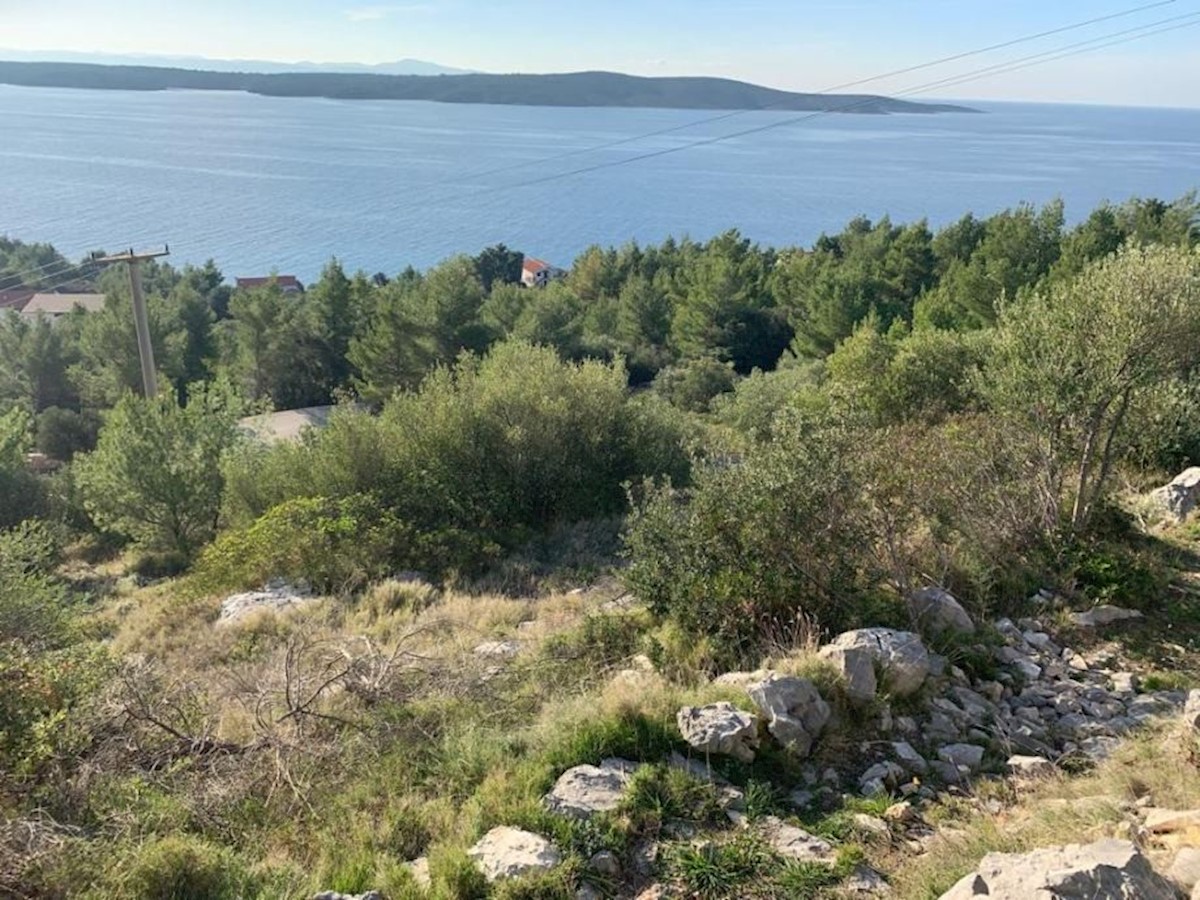 Land For sale - SPLITSKO-DALMATINSKA HVAR