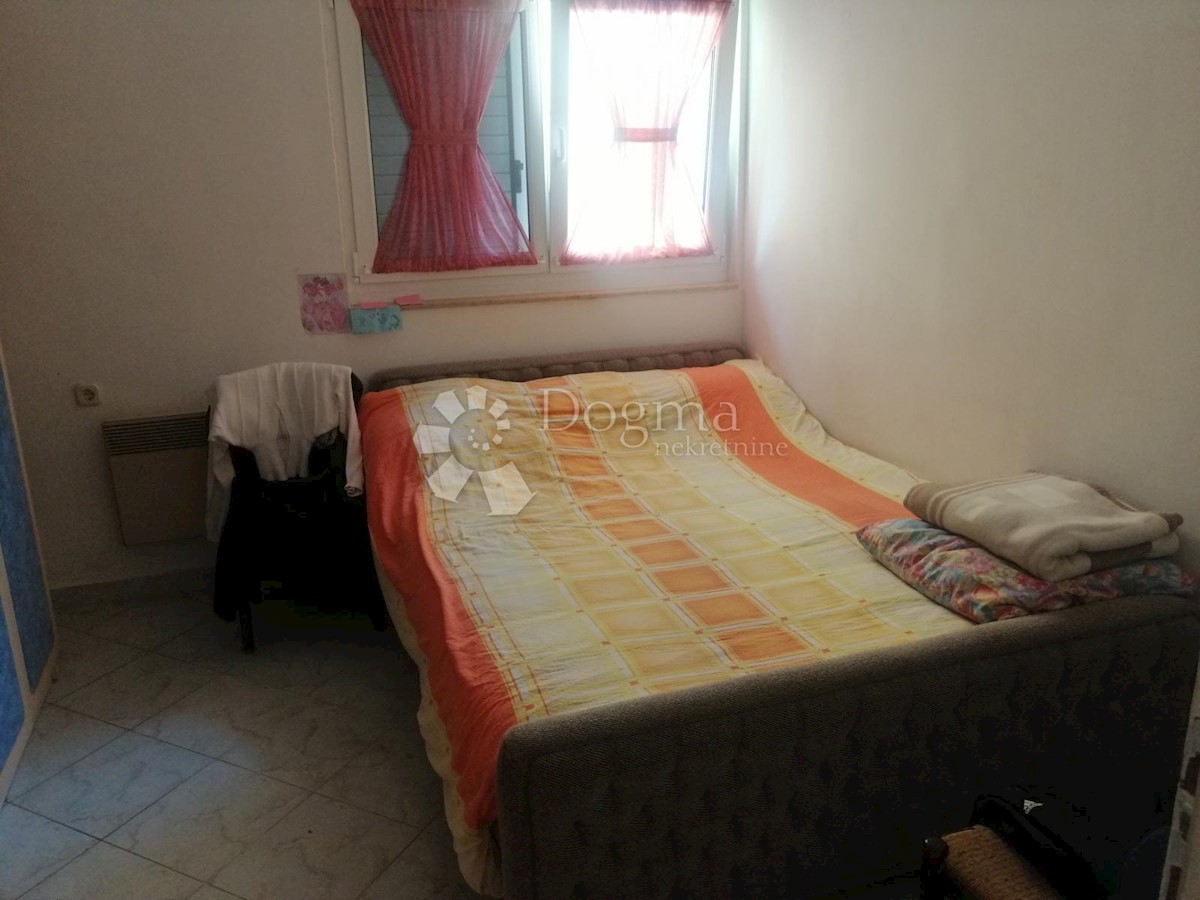 Maison À vendre - ŠIBENSKO-KNINSKA TRIBUNJ