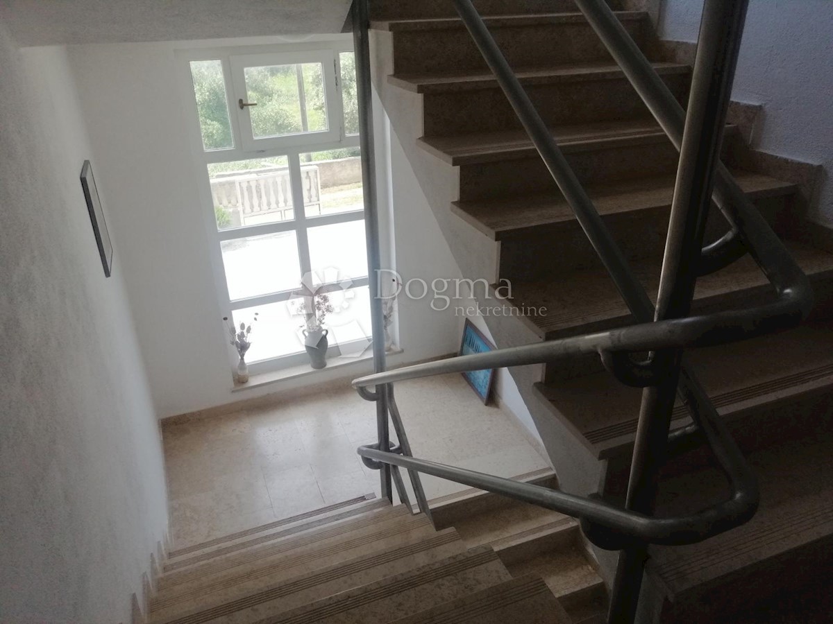 Maison À vendre - ŠIBENSKO-KNINSKA TRIBUNJ