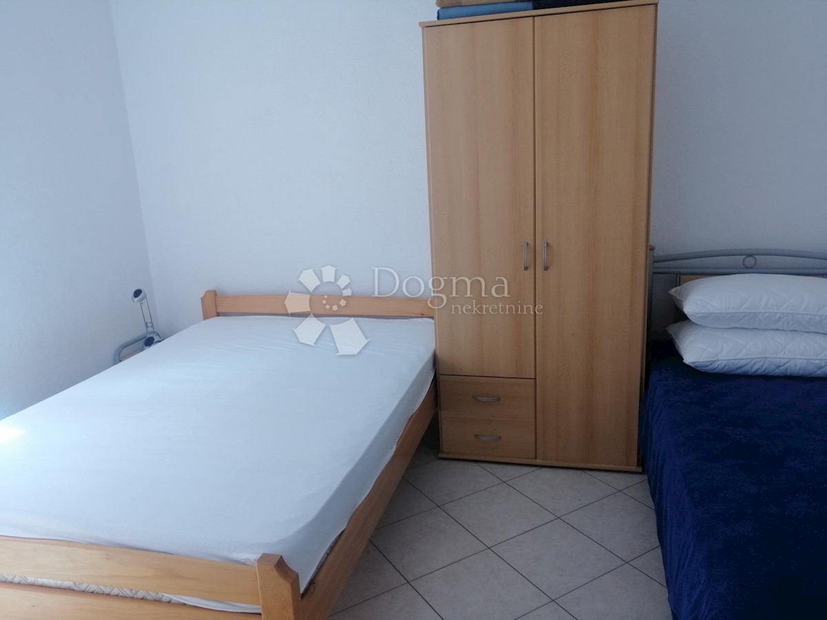 Maison À vendre - ŠIBENSKO-KNINSKA TRIBUNJ