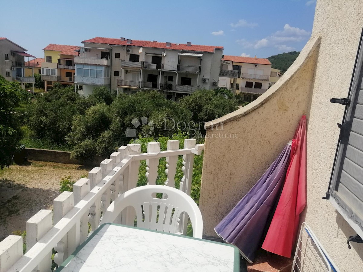 Maison À vendre - ŠIBENSKO-KNINSKA TRIBUNJ