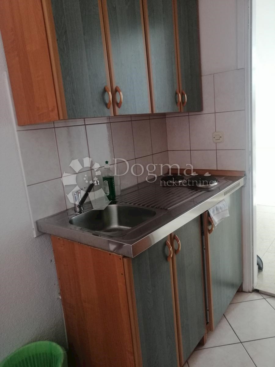 Maison À vendre - ŠIBENSKO-KNINSKA TRIBUNJ