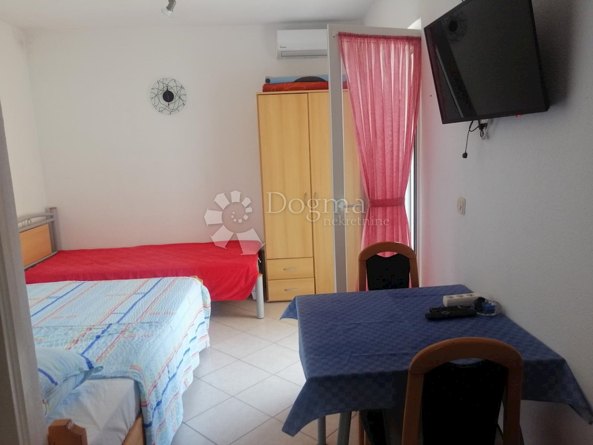Maison À vendre - ŠIBENSKO-KNINSKA TRIBUNJ