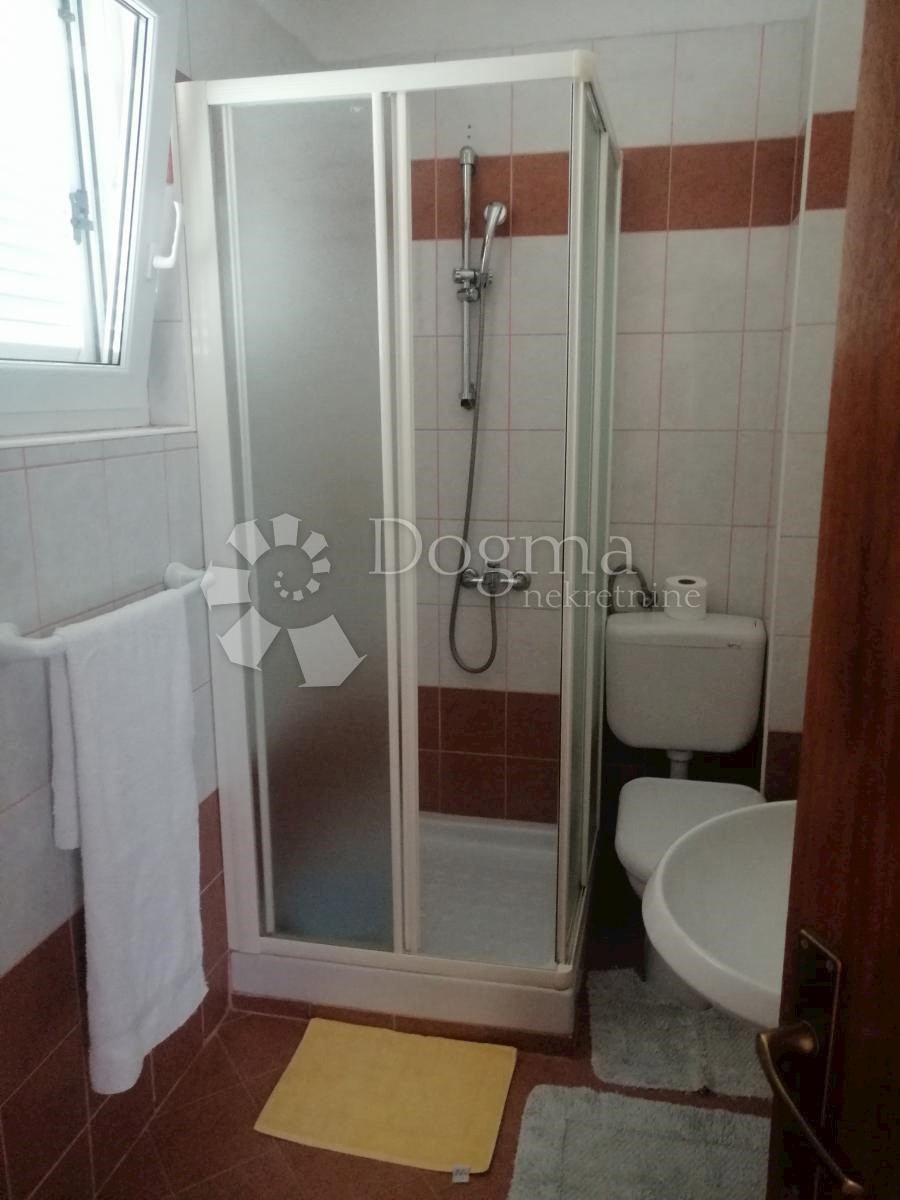 Maison À vendre - ŠIBENSKO-KNINSKA TRIBUNJ