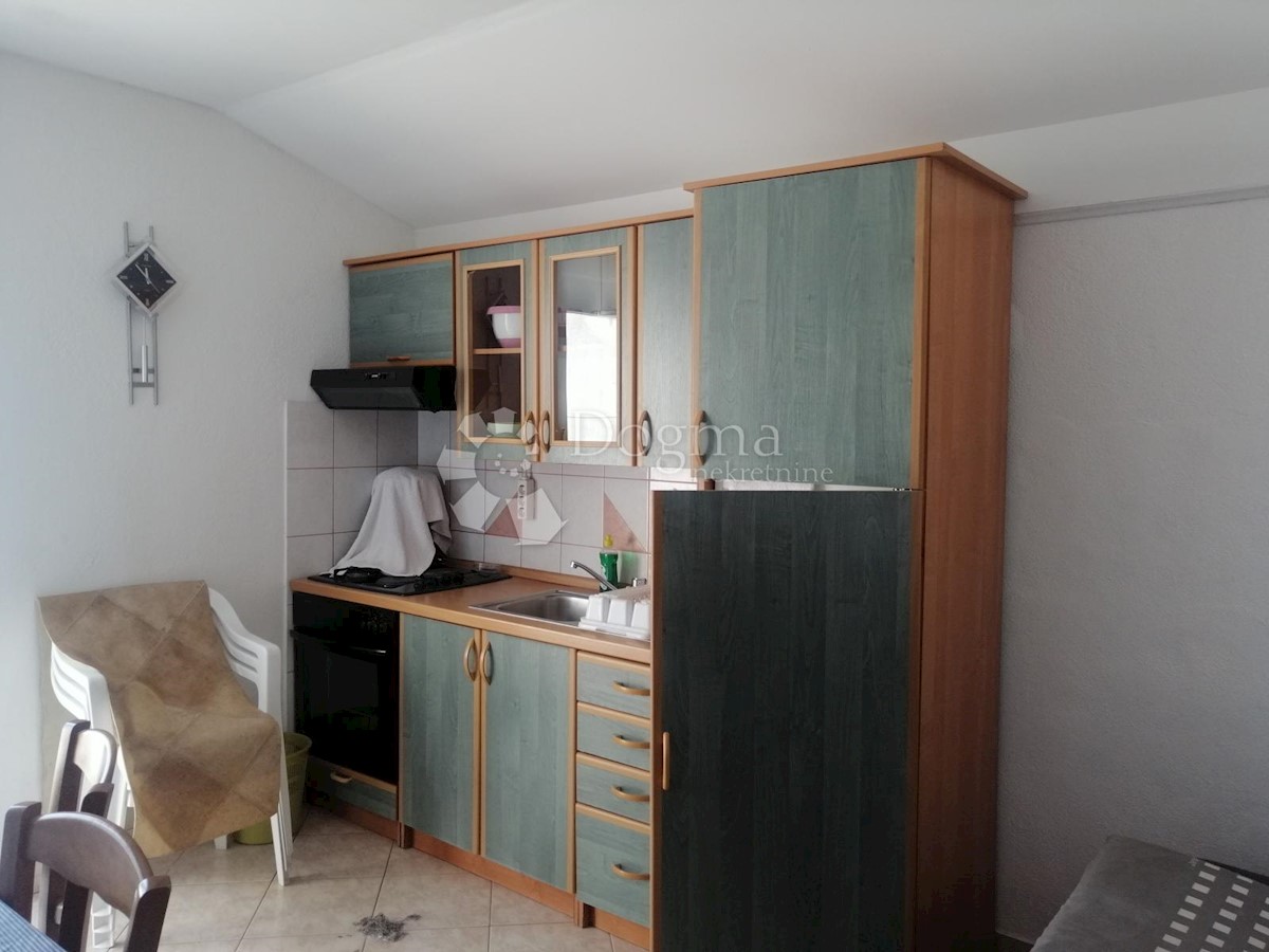 Maison À vendre - ŠIBENSKO-KNINSKA TRIBUNJ