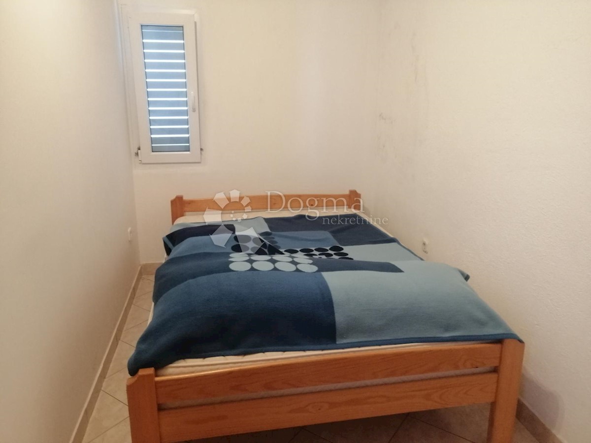 Maison À vendre - ŠIBENSKO-KNINSKA TRIBUNJ