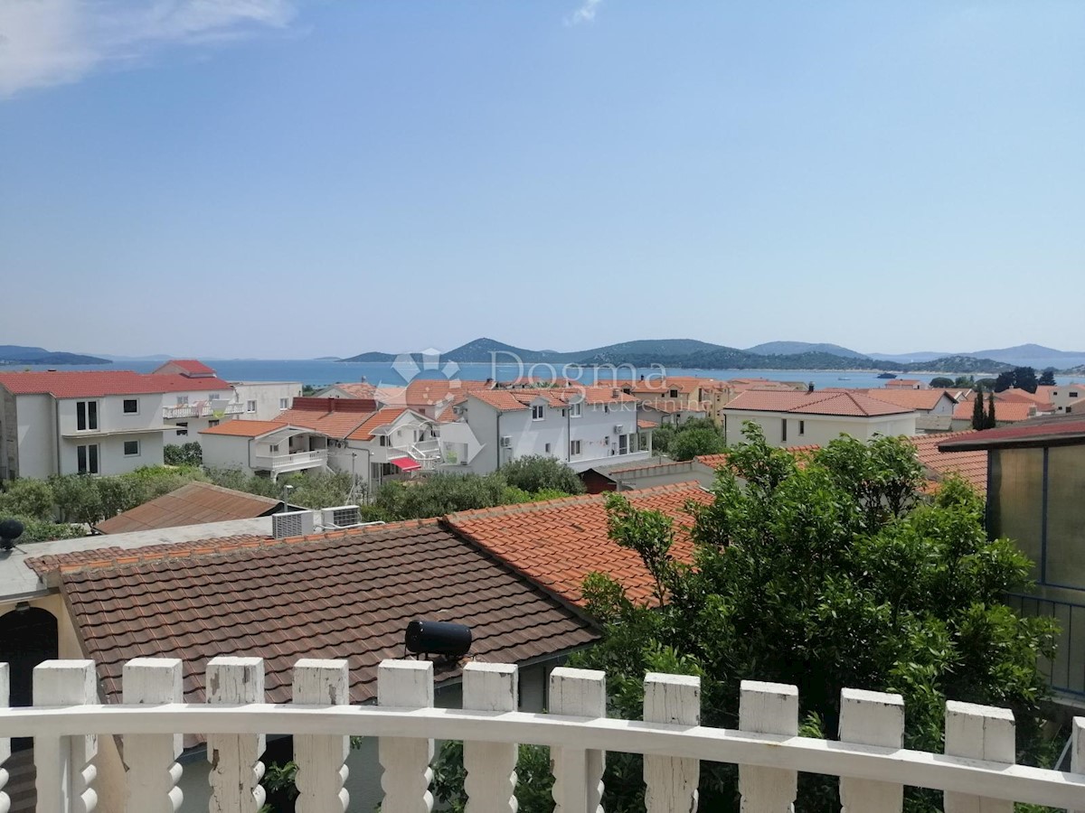 Maison À vendre - ŠIBENSKO-KNINSKA TRIBUNJ