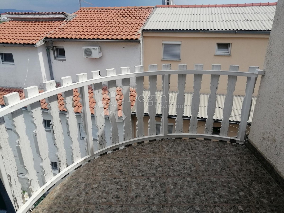 Maison À vendre - ŠIBENSKO-KNINSKA TRIBUNJ
