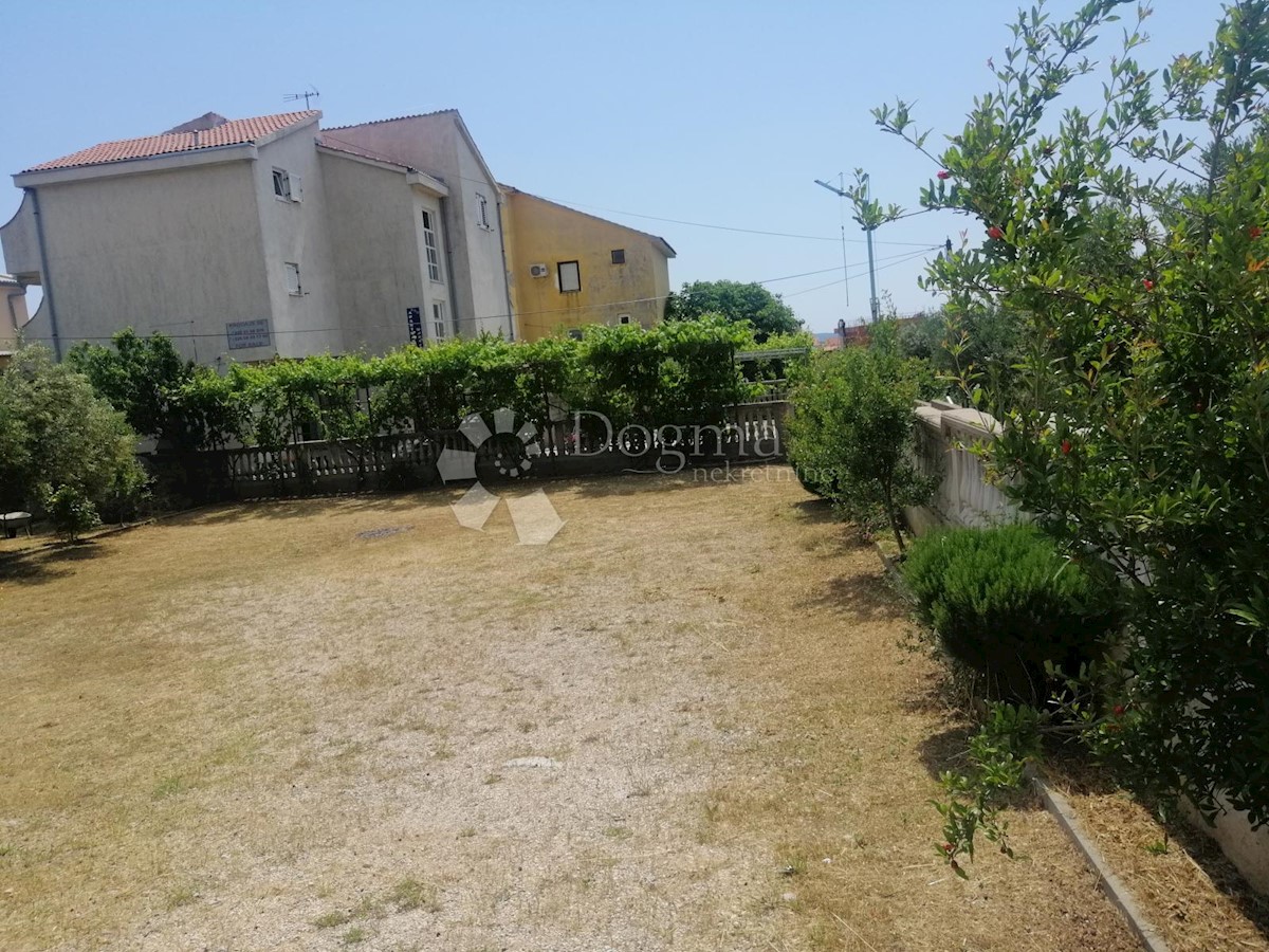 Maison À vendre - ŠIBENSKO-KNINSKA TRIBUNJ