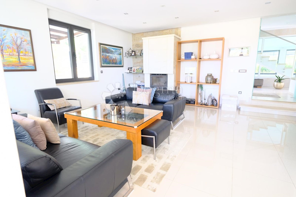 House For sale - PRIMORSKO-GORANSKA CRIKVENICA