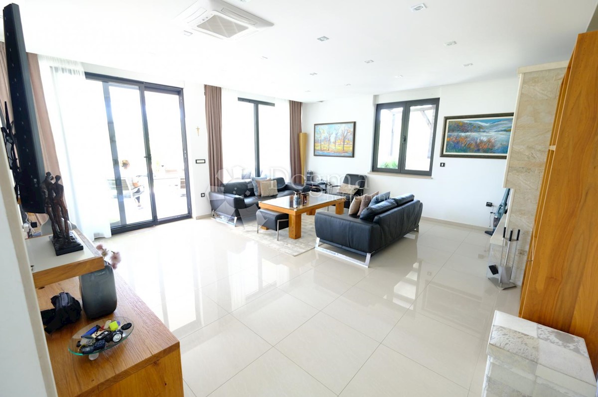 House For sale - PRIMORSKO-GORANSKA CRIKVENICA