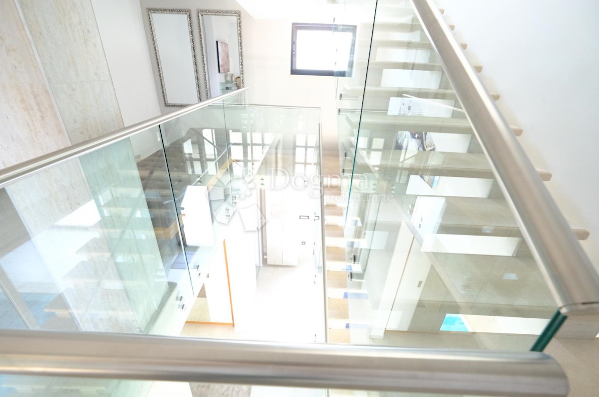 House For sale - PRIMORSKO-GORANSKA CRIKVENICA