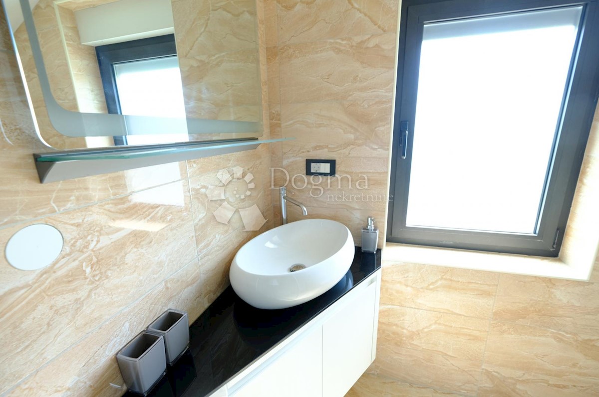 House For sale - PRIMORSKO-GORANSKA CRIKVENICA