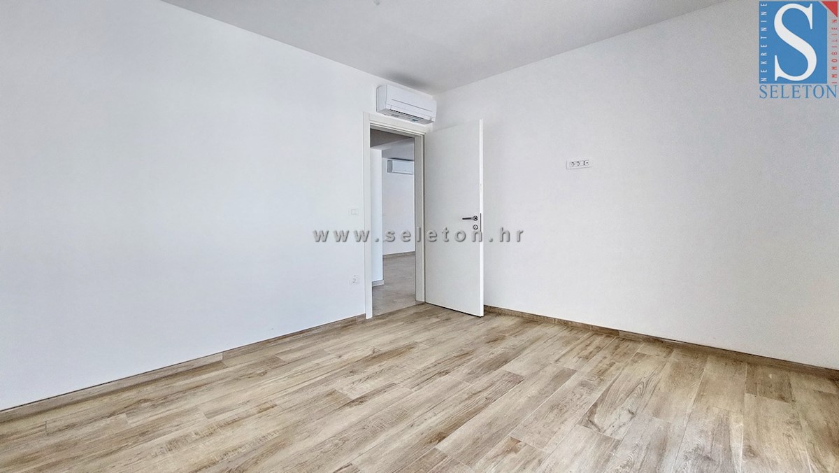 Apartma Na predaj - ISTARSKA POREČ