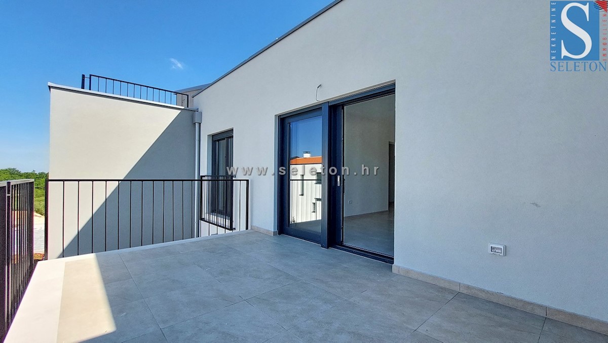 Apartma Na predaj - ISTARSKA POREČ